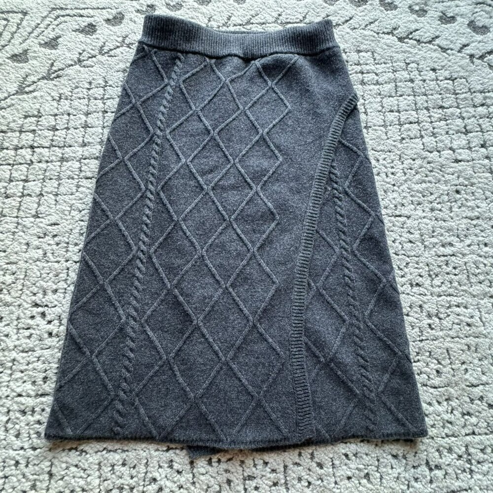 Vintage Gray Knit A-Line Skirt With Diamond Pattern Womens Size Small‎